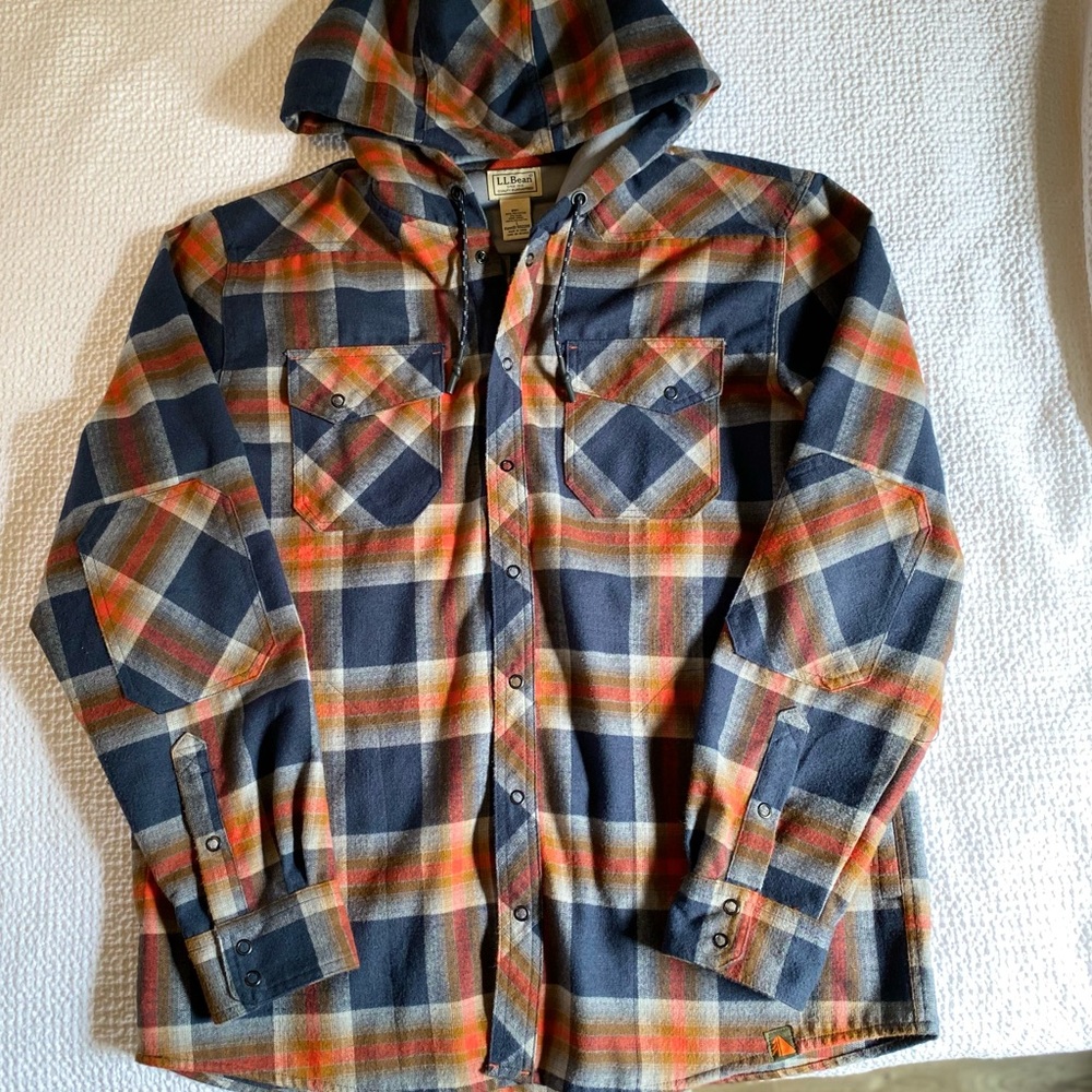L.L. Bean Men's Hooded Lightweight Shirt Jacket in Navy, Orange, Cream Plaid